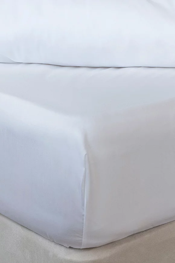 Lazy Panda 300 Thread Count Bamboo Fitted Sheet